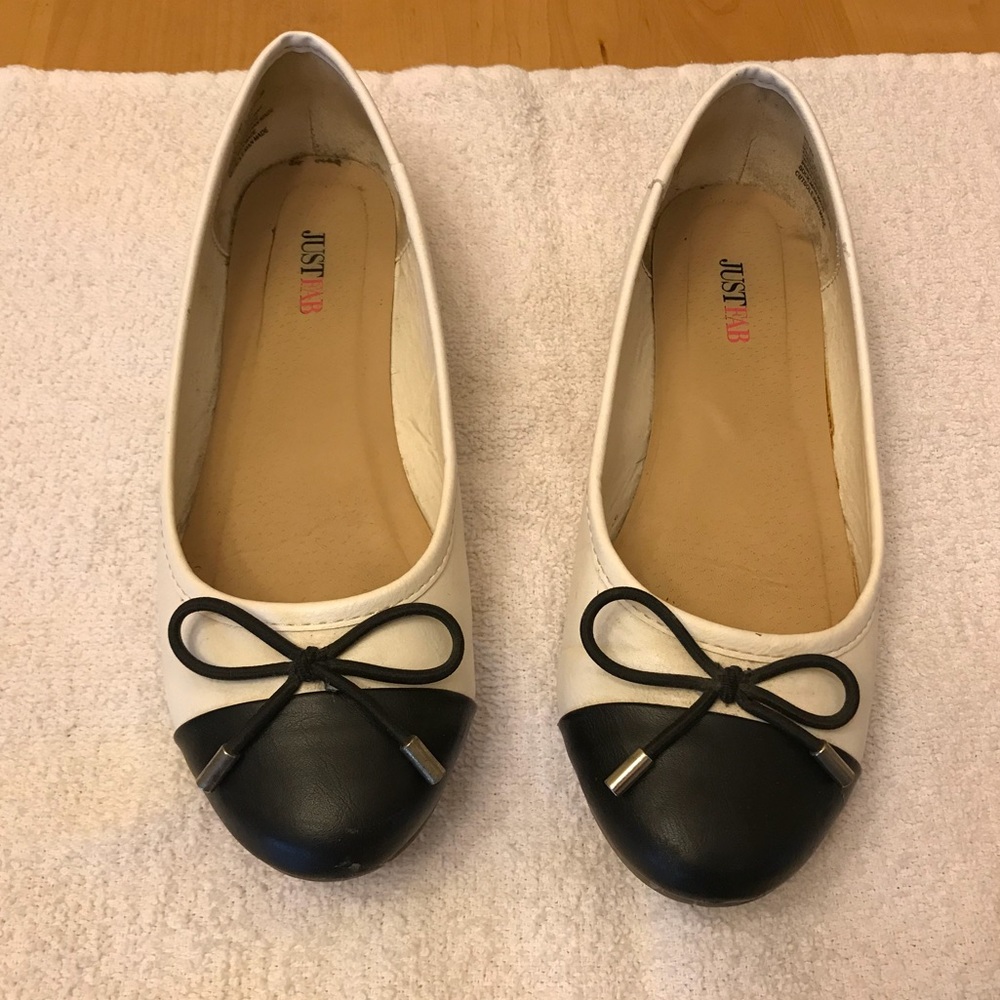 Just Fab ballet flats